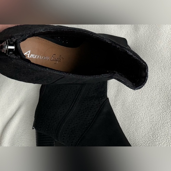 American Eagle Women’s 3” Black Bootie, Peep Toe sz 10 - Picture 6 of 9